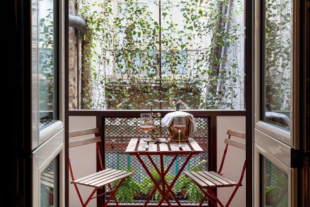 Palazzo Residenza Madre By Dimorra Hotel Naples