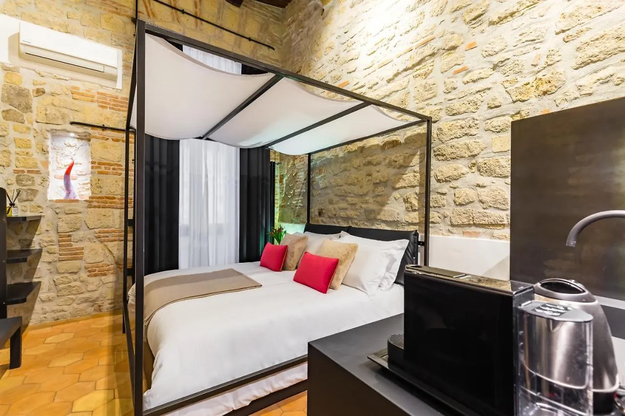 Palazzo Residenza Madre By Dimorra Hotel Naples 0*,  Italy