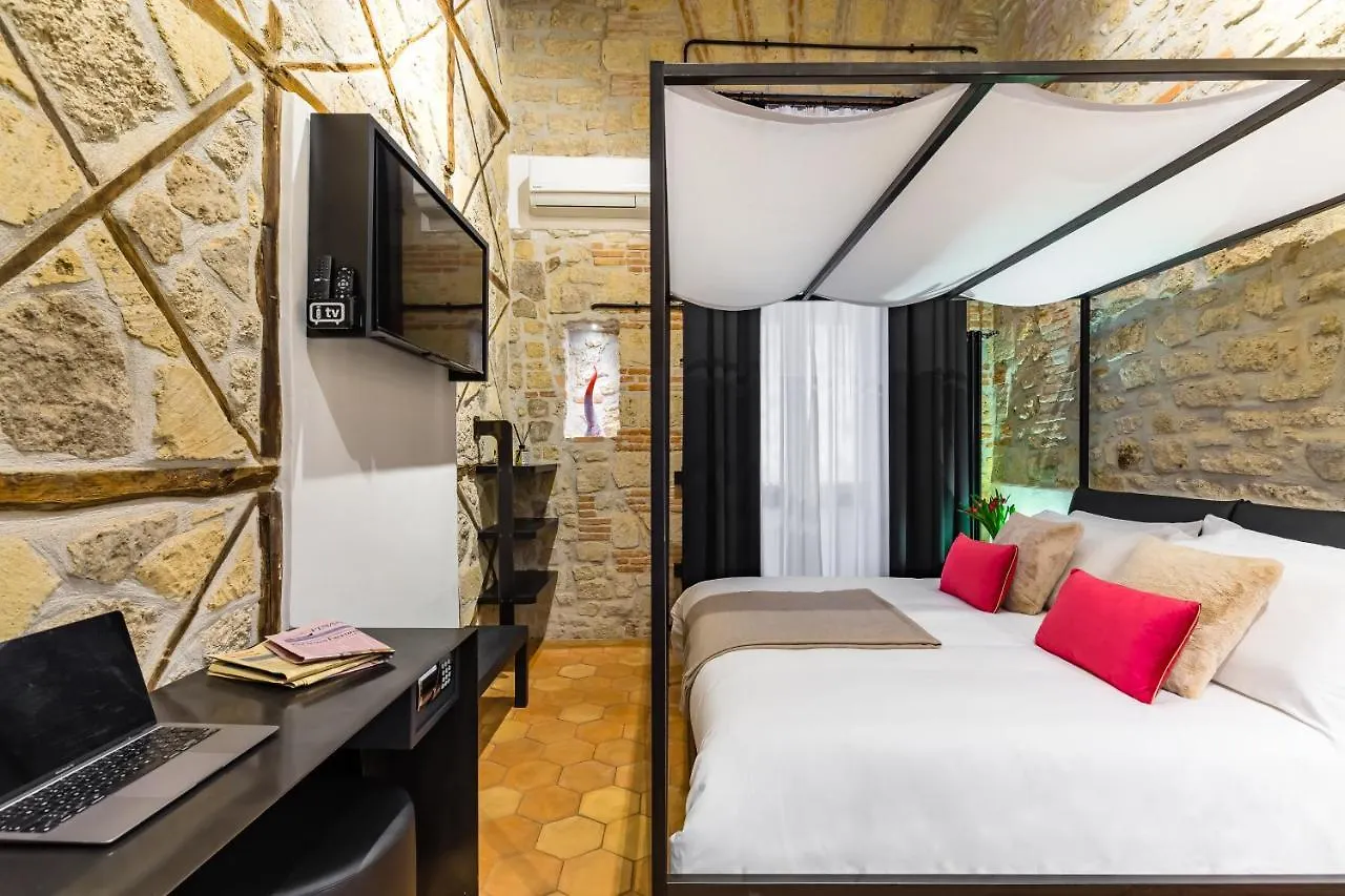 Πανσιόν Palazzo Residenza Madre By Dimorra Ξενοδοχείο Νάπολη Ιταλία